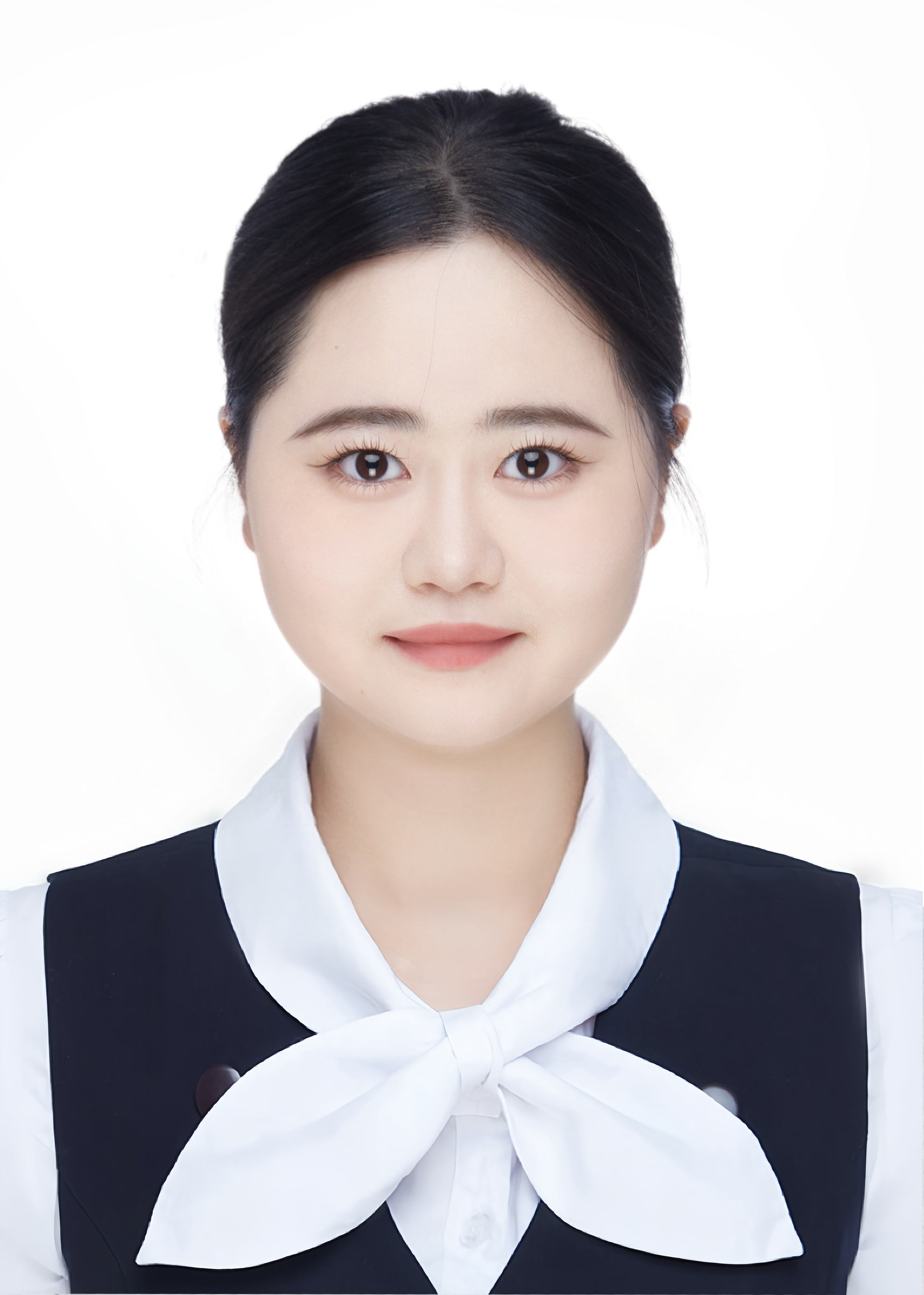 张芮